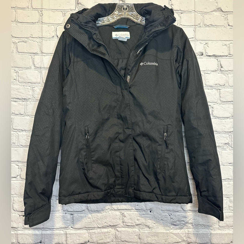 Columbia women's coat w/hood XS